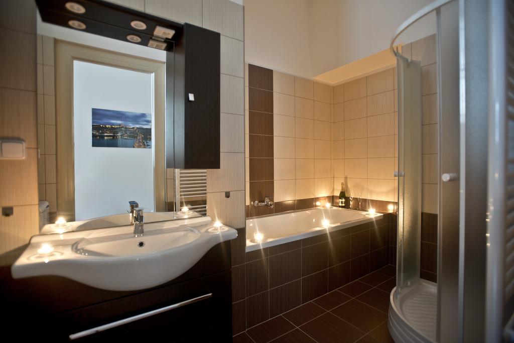 Charles IV Apartments Praga Zewnętrze zdjęcie