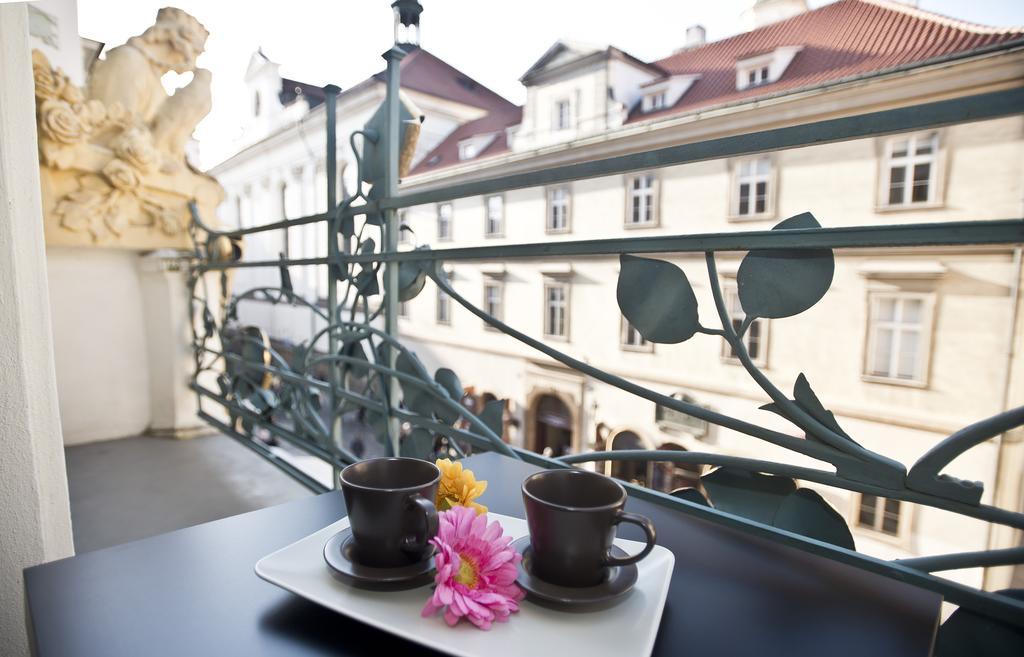 Charles IV Apartments Praga Zewnętrze zdjęcie